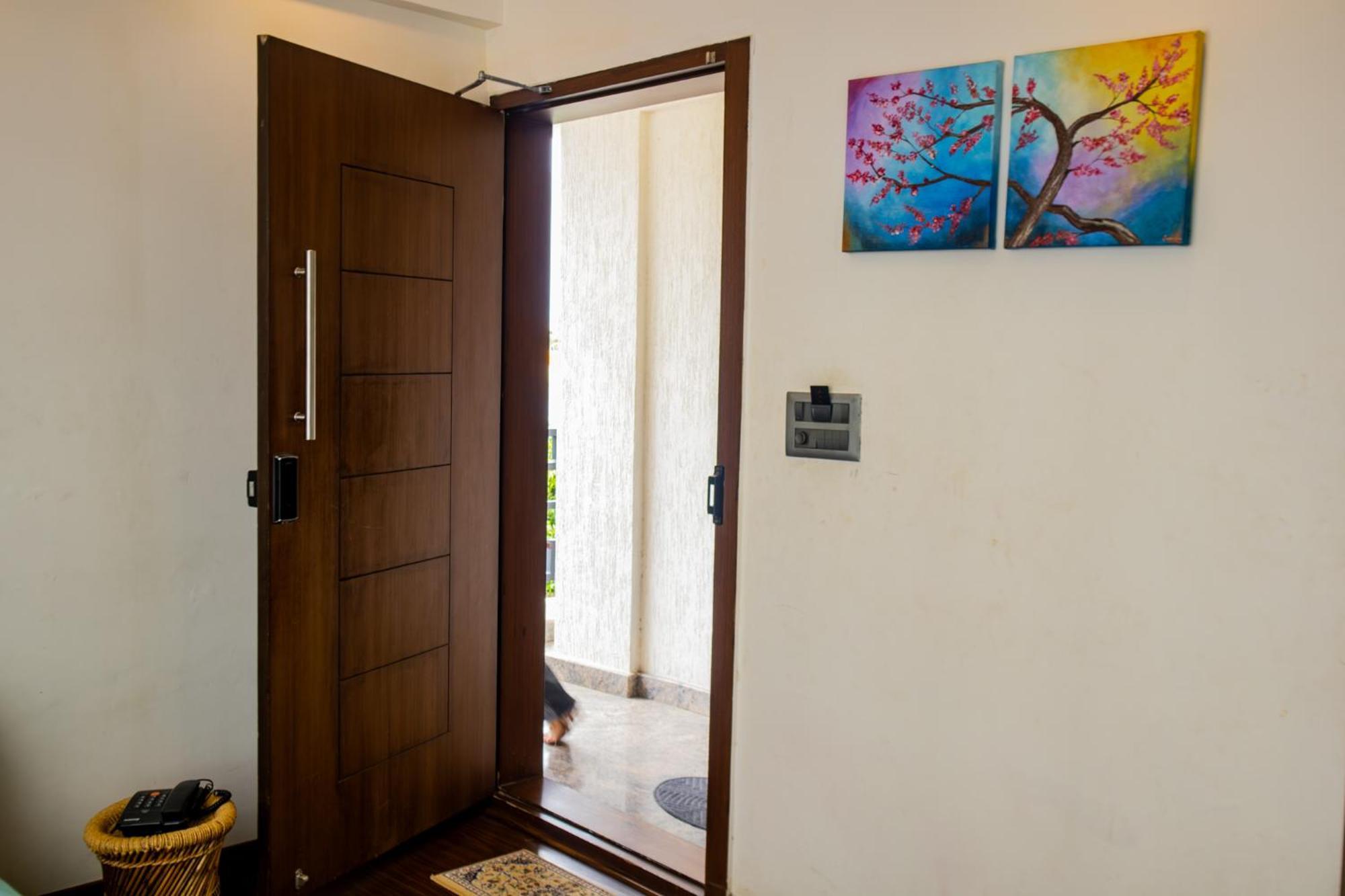 Mystic Apartotel Hebbal Bangalore Bagian luar foto
