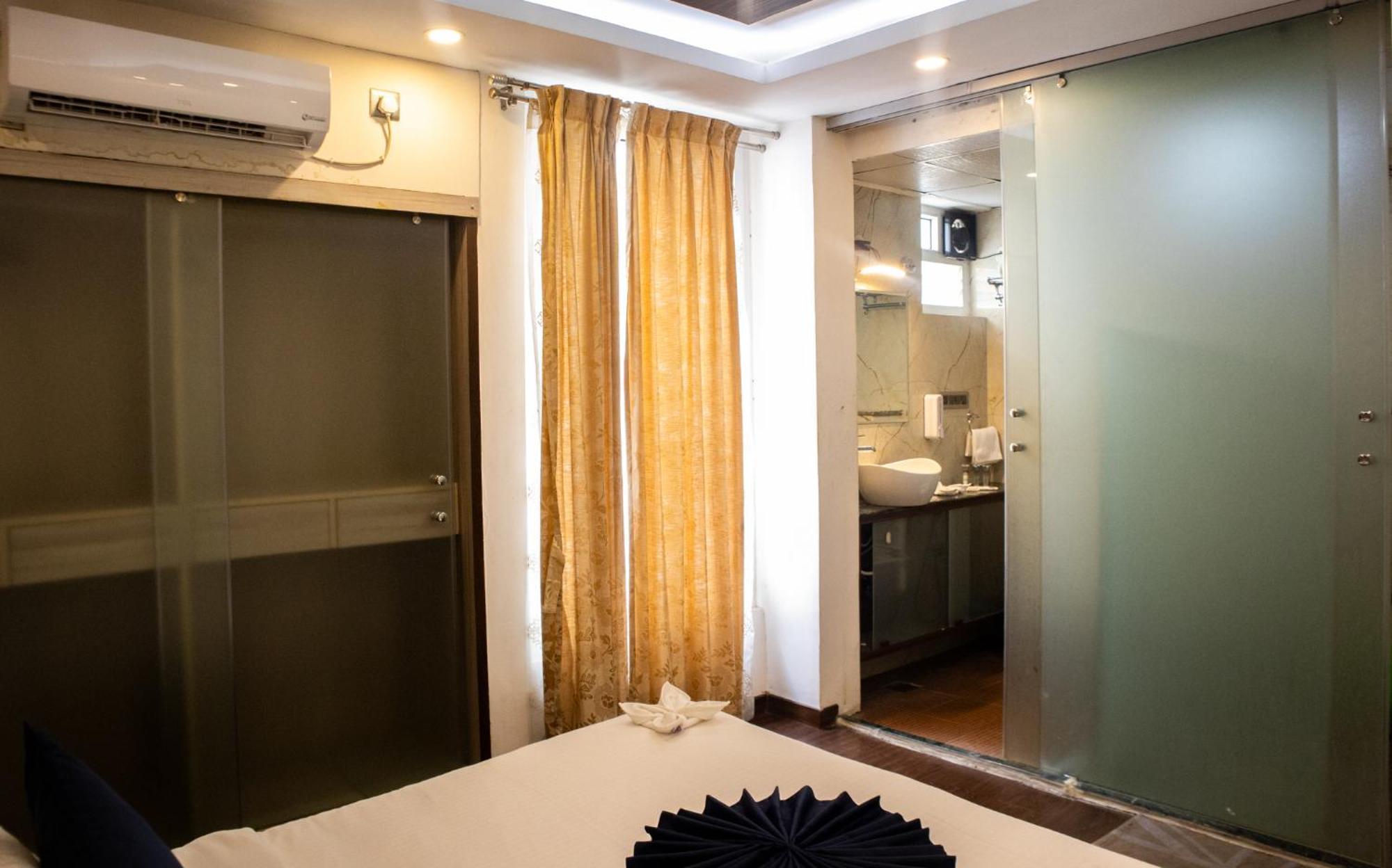 Mystic Apartotel Hebbal Bangalore Bagian luar foto